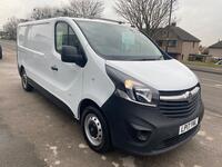 VAUXHALL VIVARO