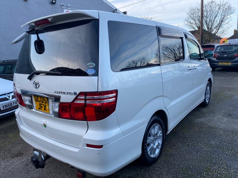 TOYOTA ALPHARD