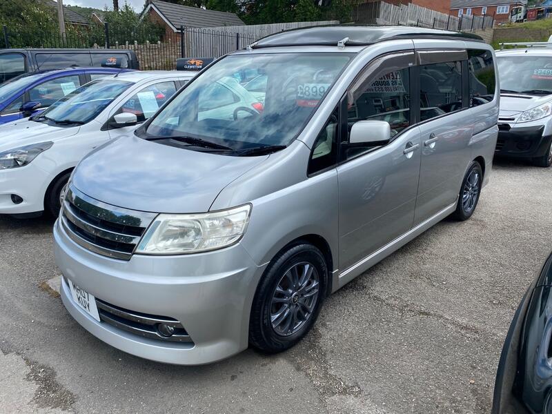 NISSAN SERENA
